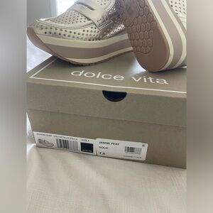 Janine Dolce Vita Shoe Size 7